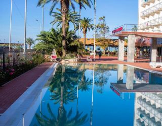 Гранд Отель "Абхазия"