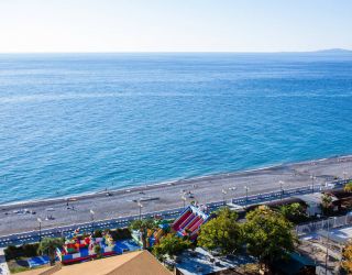 Гранд Отель "Абхазия"